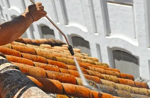 Nettoyage de toitures - Vraiville